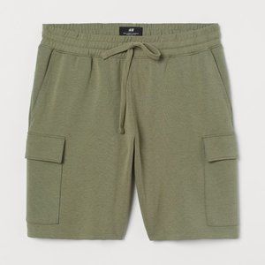 H&M Regular Fit Cargo Shorts - Khaki Green - Large